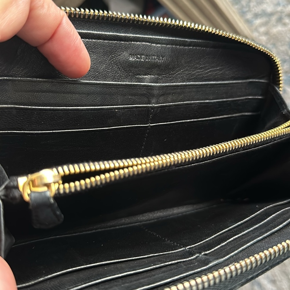 💯Authentic Prada Wallet - Picture 16 of 16